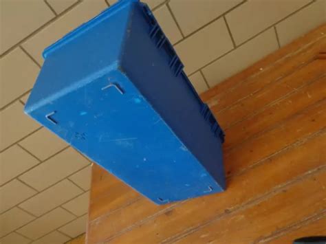 Genuine Builders Square 19” Bluel Tool Box With Plastic Tray Insert